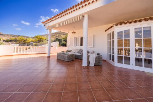 30df5cd8-c258-4831-a7a2-1e19f9b3e928