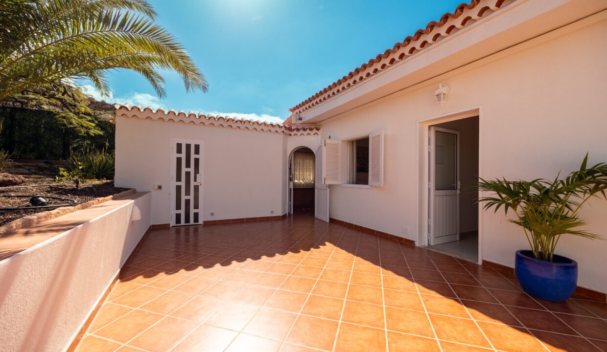 4db2428e-48d2-48a7-8210-d40d208d7e08