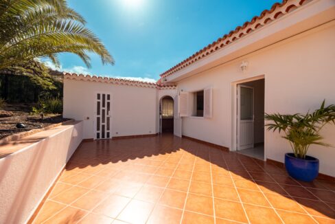 4db2428e-48d2-48a7-8210-d40d208d7e08