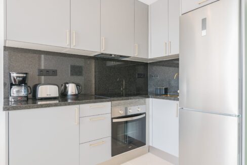 7e8bba5a-2039-4d32-9861-aab5413609fb