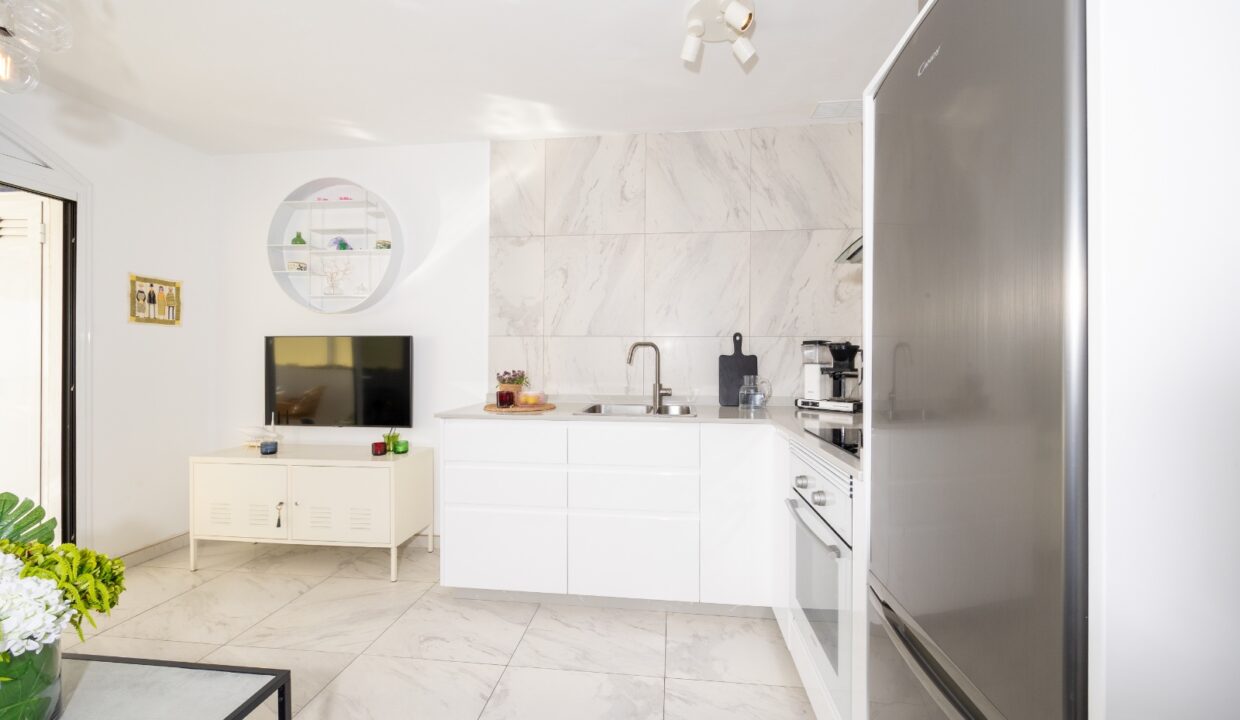 7f1e65a5-f11d-415c-92ac-f24606329496