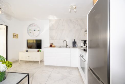 7f1e65a5-f11d-415c-92ac-f24606329496