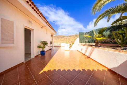 80fa259e-ae6a-45a0-b288-e13c85c36784