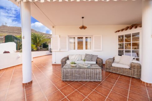 81dd82b7-20aa-4bb2-a412-e9686d468c82