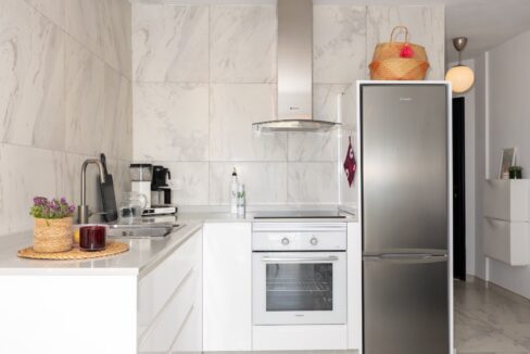 8e63fe59-efb5-48a3-9032-abfd68f69b12