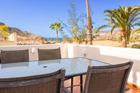 ca9a08a0-02a2-4c6d-81f1-194211240818