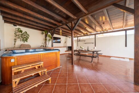 e3b4d23e-5925-4eaa-b00b-5808cbb48589